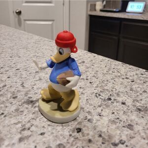 Donald Duck Walt Disney Football Rugby Player Figurine Ceramic 4" Vintage